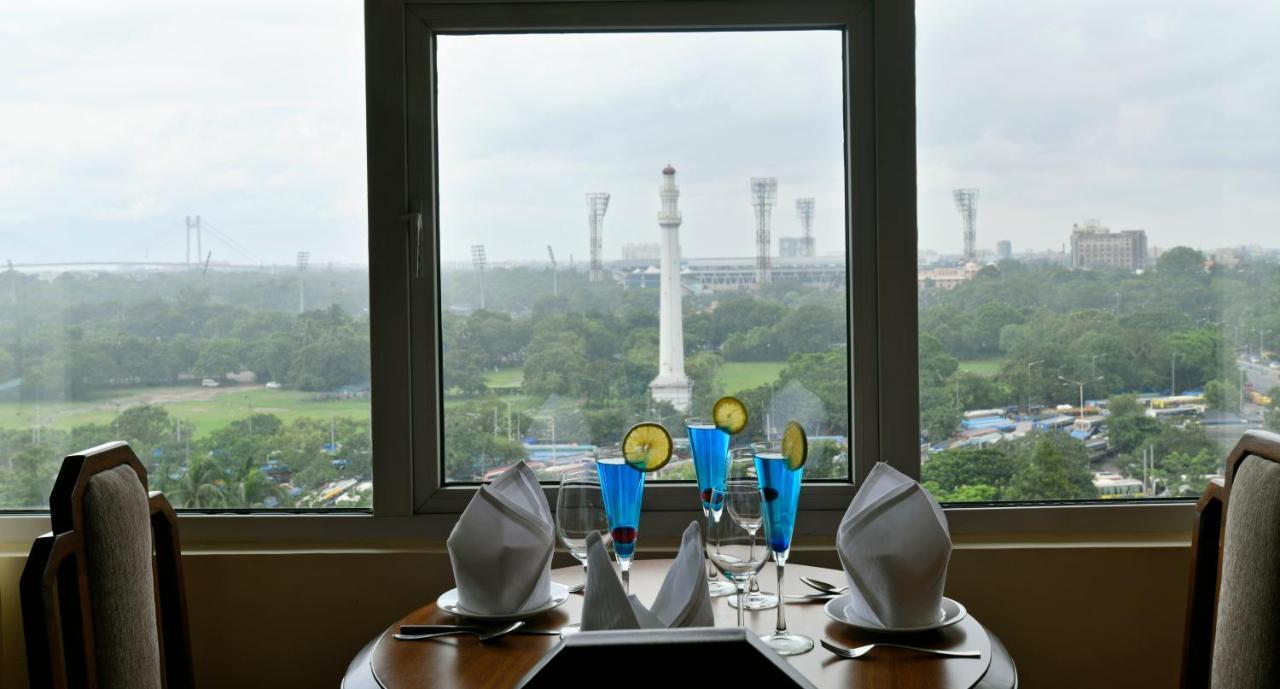 Peerless Hotel Калькутта Экстерьер фото