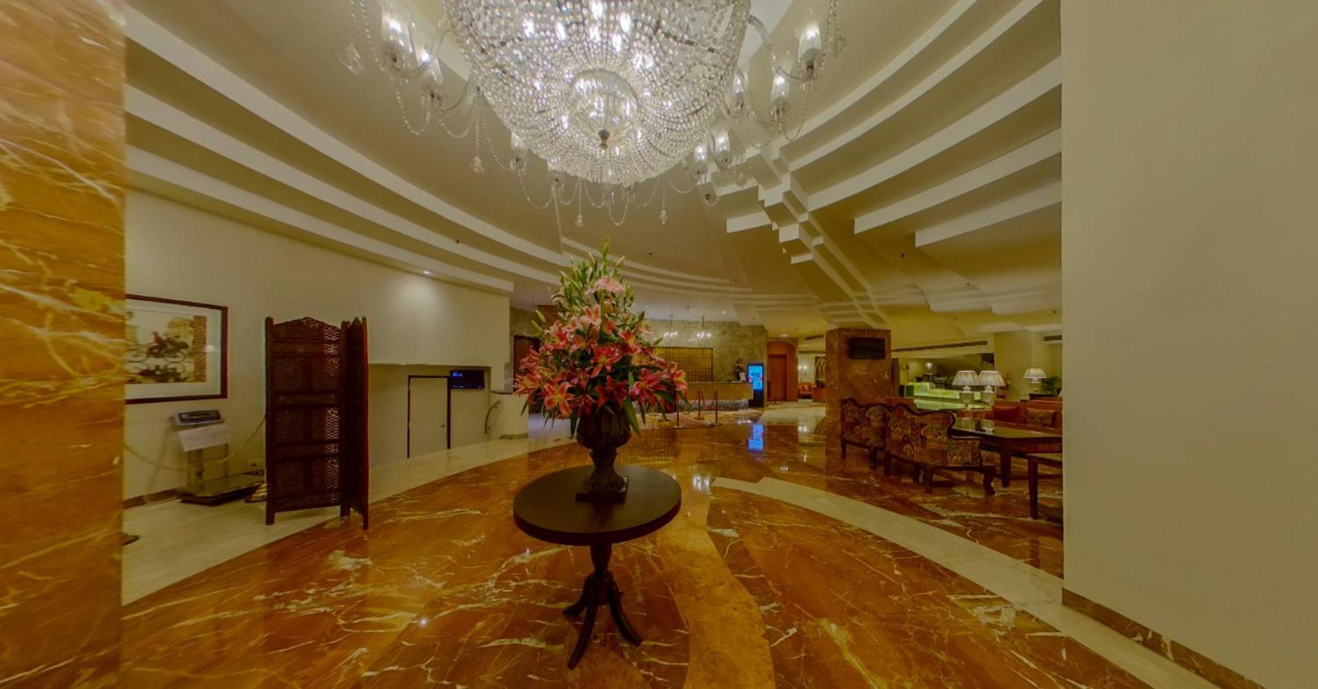 Peerless Hotel Калькутта Экстерьер фото